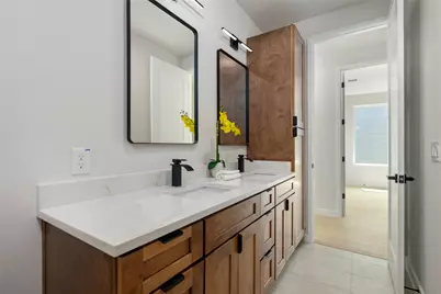 4324 Airport Boulevard #B, Austin, TX 78722 - Photo 28