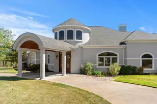 353 Stephen F Austin Blvd, Bastrop, TX 78602 - Photo 6