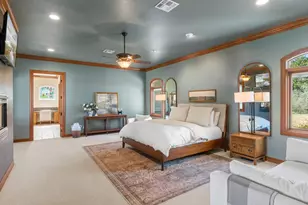 353 Stephen F Austin Blvd, Bastrop, TX 78602 - Photo 10