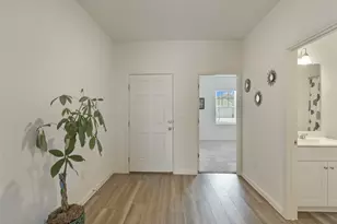 19517 Caymus Dr, Pflugerville, TX 78660 - Photo 2