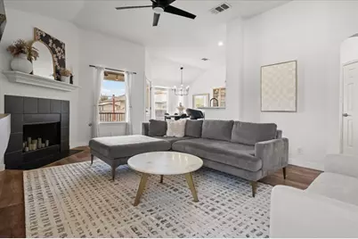 135 Langely, Kyle, TX 78640 - Photo 6