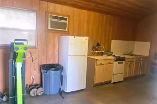 2169 Hwy 304, Smithville, TX 78957 - Photo 24