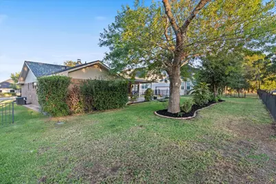 421 Saint Andrews Street, Meadowlakes, TX 78654 - Photo 22