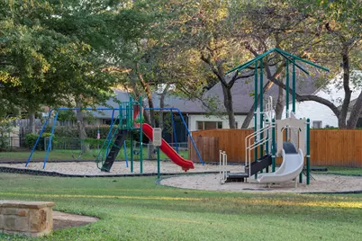 421 Saint Andrews Street, Meadowlakes, TX 78654 - Photo 32