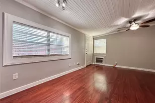 2103 E 16th St, Austin, TX 78702 - Photo 4