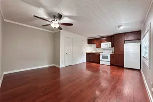 2103 E 16th St, Austin, TX 78702 - Photo 2