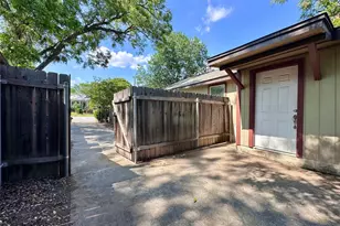2103 E 16th St, Austin, TX 78702 - Photo 1