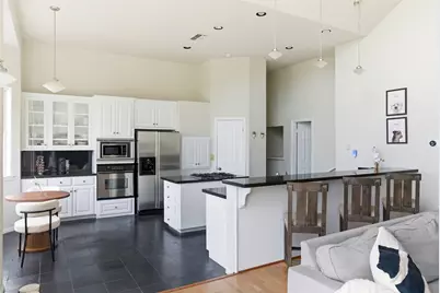 5620 Sedona Drive, Austin, TX 78759 - Photo 10