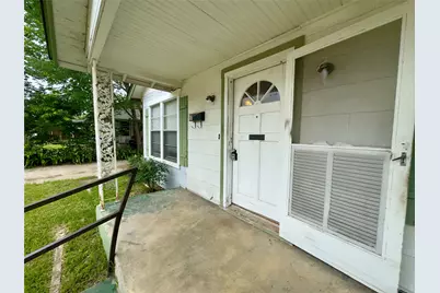 306 Bowie Street, Luling, TX 78648 - Photo 6