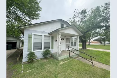 306 Bowie Street, Luling, TX 78648 - Photo 2