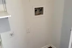 2018 W Rundberg Ln, Austin, TX 78758 - Photo 6