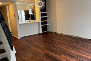 2018 W Rundberg Ln, Austin, TX 78758 - Photo 12