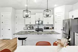 2702 Sebring Cir, Austin, TX 78747 - Photo 8