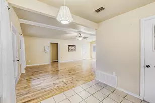 2114 Bel-Air Dr, Taylor, TX 76574 - Photo 20