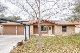 2114 Bel-Air Dr, Taylor, TX 76574 - Photo 1