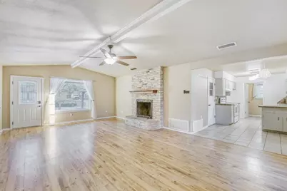 2114 Bel Air Drive, Taylor, TX 76574 - Photo 4