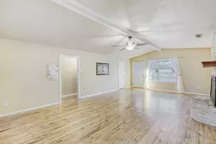 2114 Bel-Air Dr, Taylor, TX 76574 - Photo 26