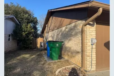 2114 Bel Air Drive, Taylor, TX 76574 - Photo 36