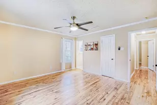 2114 Bel-Air Dr, Taylor, TX 76574 - Photo 16