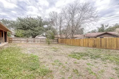2114 Bel Air Drive, Taylor, TX 76574 - Photo 34