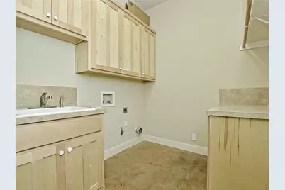 210 Clubhouse Drive, Lakeway, TX 78734 - Photo 14