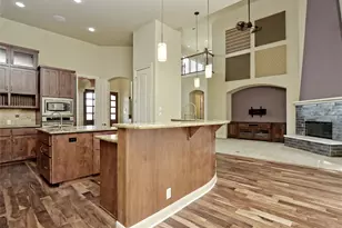 210 Clubhouse Dr, Lakeway, TX 78734 - Photo 12