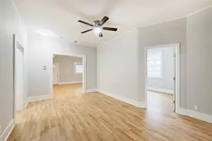 2511 San Gabriel St, Austin, TX 78705 - Photo 10