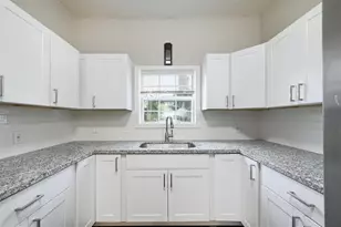 2511 San Gabriel St, Austin, TX 78705 - Photo 4