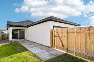 773 Treadwell Ln, Kyle, TX 78640 - Photo 30
