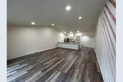 100 Bay Point Drive #8, Horseshoe Bay, TX 78657 - Photo 6