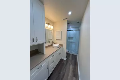 100 Bay Point Drive #8, Horseshoe Bay, TX 78657 - Photo 8