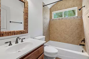 10215 Twin Lake Loop, Dripping Springs, TX 78620 - Photo 18