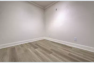 1013 Austin Highlands Boulevard, Austin, TX 78745 - Photo 12