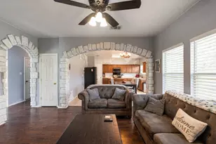 114 Almquist St, Hutto, TX 78634 - Photo 8