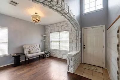 114 Almquist Street, Hutto, TX 78634 - Photo 2