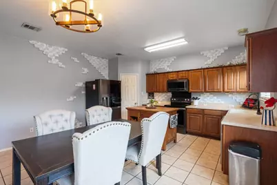 114 Almquist Street, Hutto, TX 78634 - Photo 10