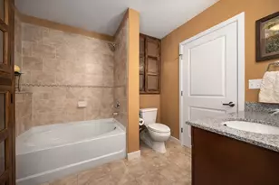 360 Nueces St, Austin, TX 78701 - Photo 26