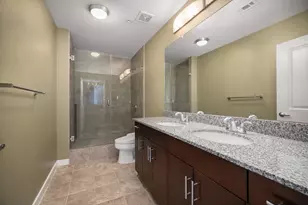 360 Nueces St, Austin, TX 78701 - Photo 16