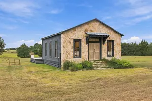6389 Miller Rd, New Ulm, TX 78950 - Photo 28