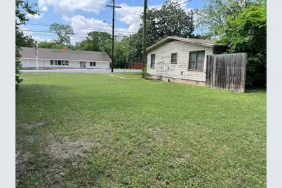 2406 Mlk Boulevard, Austin, TX 78702 - Photo 4