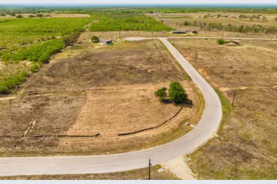 415 Beckham Drive, Dale, TX 78616 - Photo 2