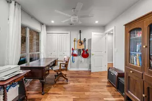 4507 Balcones Woods Dr, Austin, TX 78759 - Photo 8