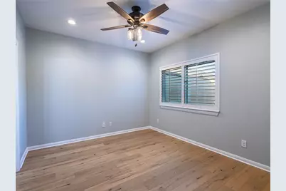 102 Elmwood Drive, New Braunfels, TX 78130 - Photo 2
