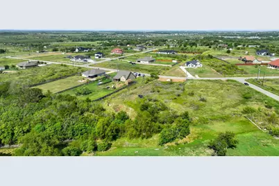 296 E Ridge Lane, Niederwald, TX 78640 - Photo 8