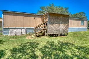 122 Heritage Dr, Johnson City, TX 78636 - Photo 36