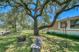 122 Heritage Dr, Johnson City, TX 78636 - Photo 12