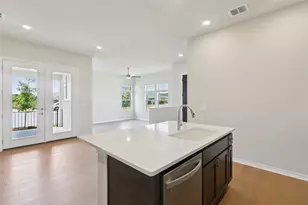 140 Stewart Dr, San Marcos, TX 78666 - Photo 4