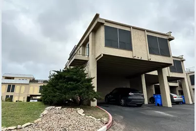 5916 Lago Vista Way #B-10 UP, Lago Vista, TX 78645 - Photo 4