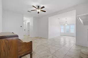 108 Songbird Ct, Cedar Creek, TX 78612 - Photo 6