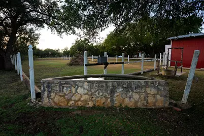 2501 Wayside Drive, Wimberley, TX 78676 - Photo 24